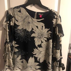 Vince Camuto Floral Top